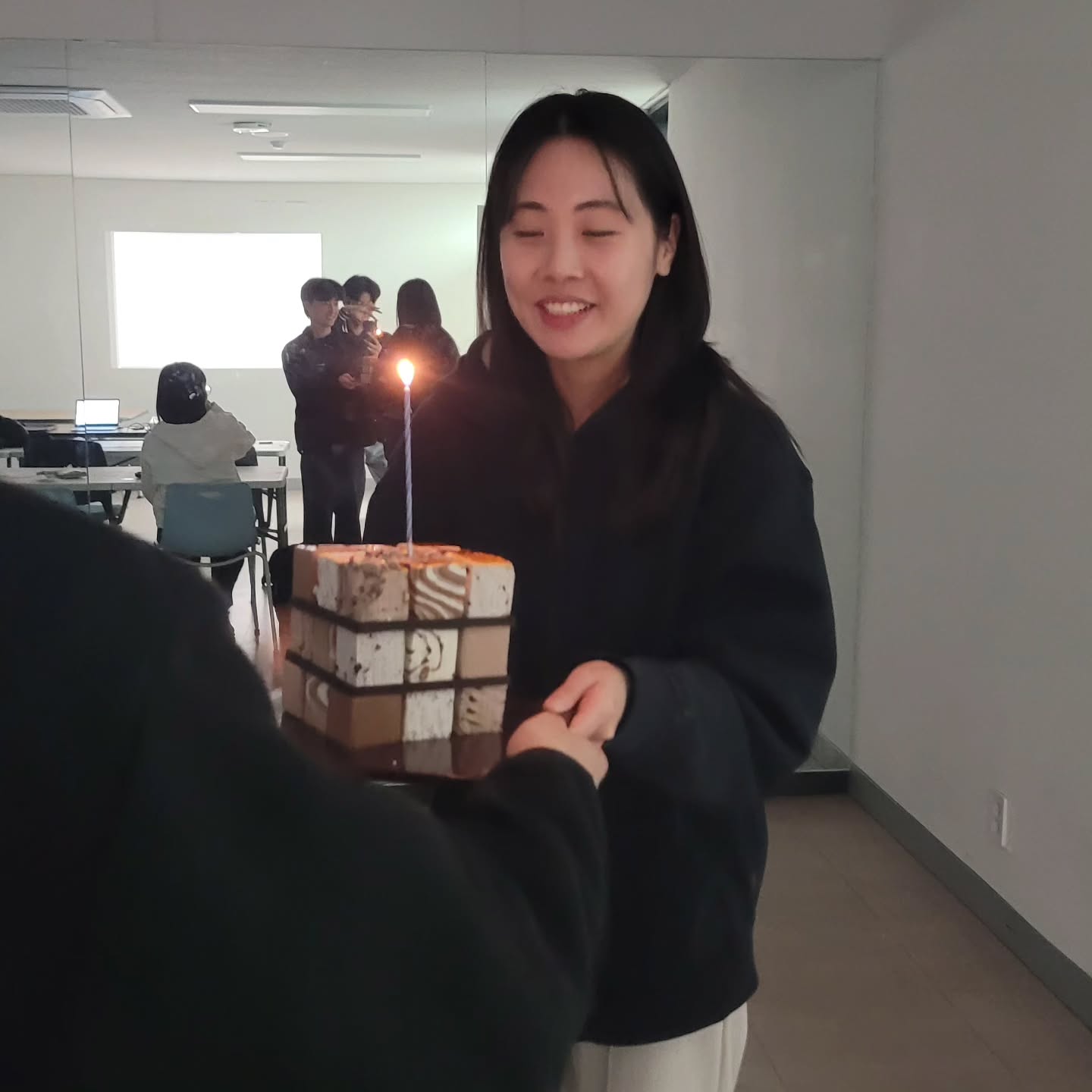 Photo by 기독교동아리 ECU | 서울교대 캠퍼스 on March 31, 2026. May be an image of candle, cake and text.
